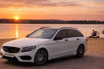 Mercedes-Benz Klasa C AMG Premium Biel Alpejska