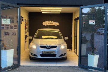 Toyota Auris 1.4 VVT-i Luna